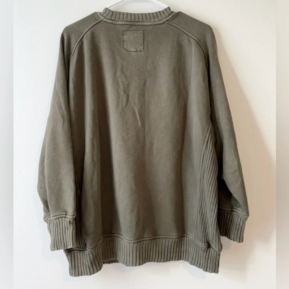 Aerie Down-To-Earth Oversized Crew Sweatshirt Women’s Size Medium (NWOT) - Picture 14 of 15
